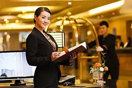 酒店前厅7大管理战略_客人_工作_员工